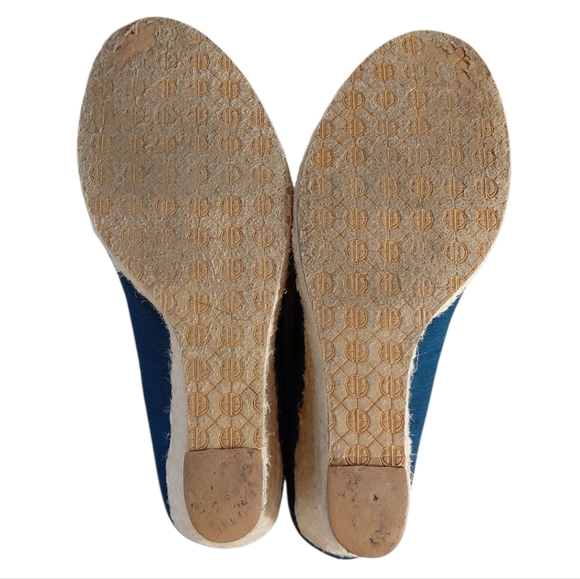 Lilly Pulitzer Blue Canvas Espadrille Wedge Peep Toe Nautical Shoes Size 9 - Picture 10 of 11